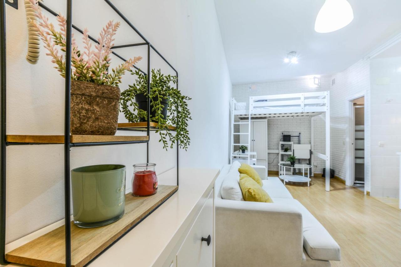 شقة مدريد  في Apartamento En Cascorro المظهر الخارجي الصورة