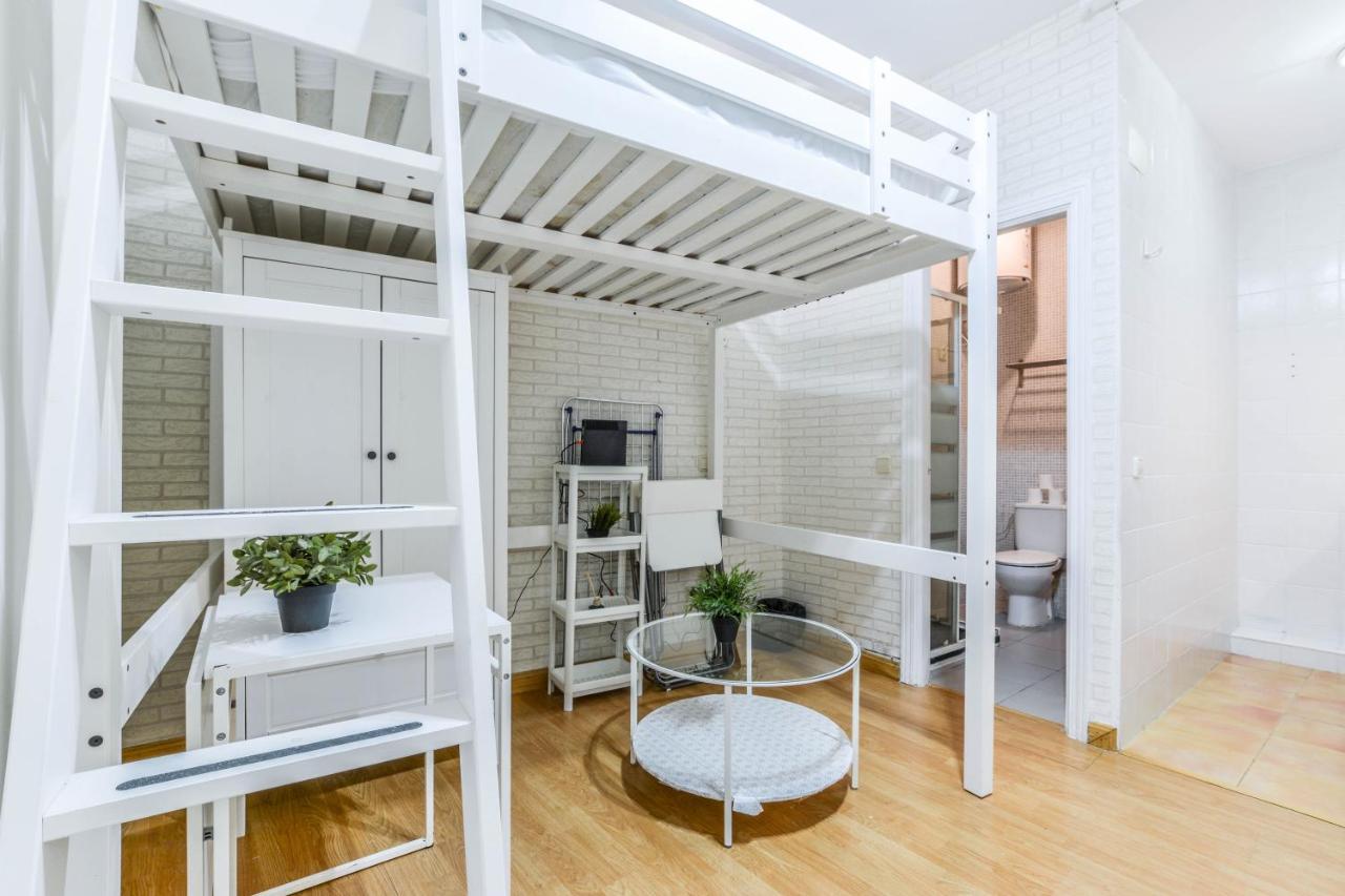 شقة مدريد  في Apartamento En Cascorro المظهر الخارجي الصورة
