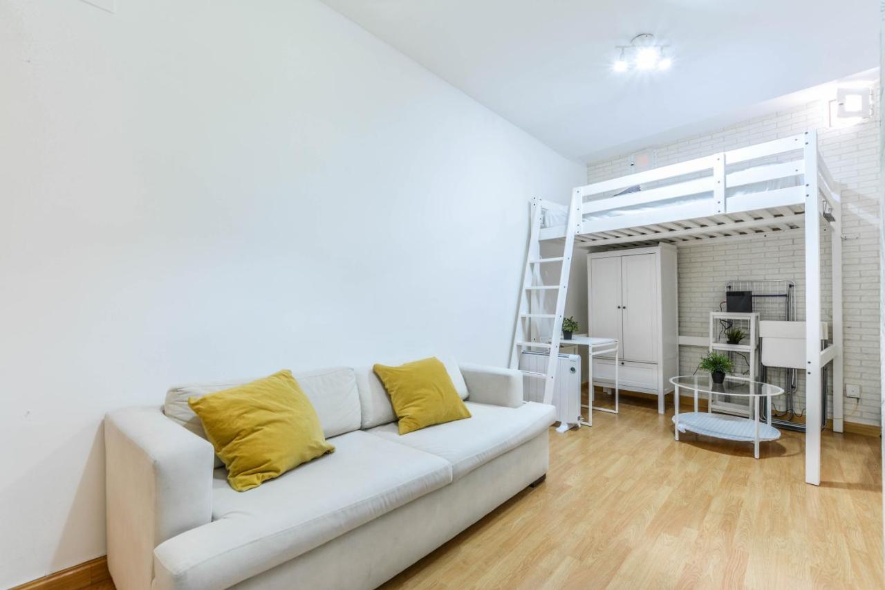 شقة مدريد  في Apartamento En Cascorro المظهر الخارجي الصورة